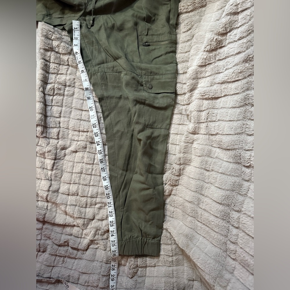 Banana Republic Factory Olive Tencel Cargo Jogger Pants - Picture 8 of 8